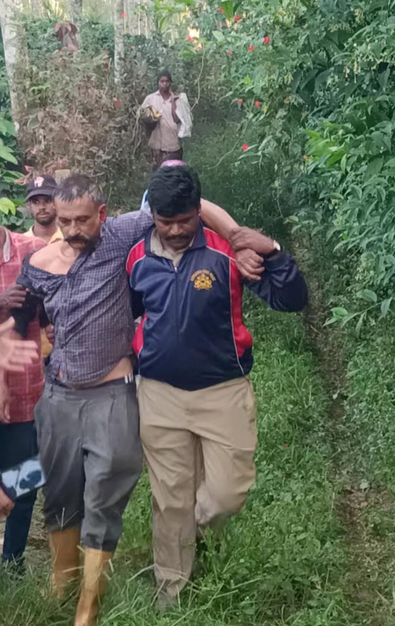 ಆಸ್ತಿಗಾಗಿ ಕಲಹ: ಎರಡು ಕುಟುಂಬಗಳ ನಡುವೆ ಹೊಡೆದಾಟ, ಕಾಲಿಗೆ ಗುಂಡು ಹೊಡೆದ ಅಪ್ಪಚ್ಚು